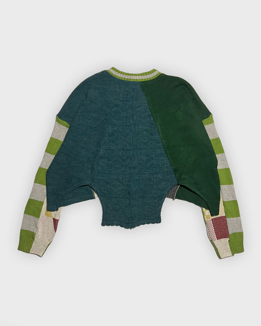 CROPPED SWEATER (GREEN)