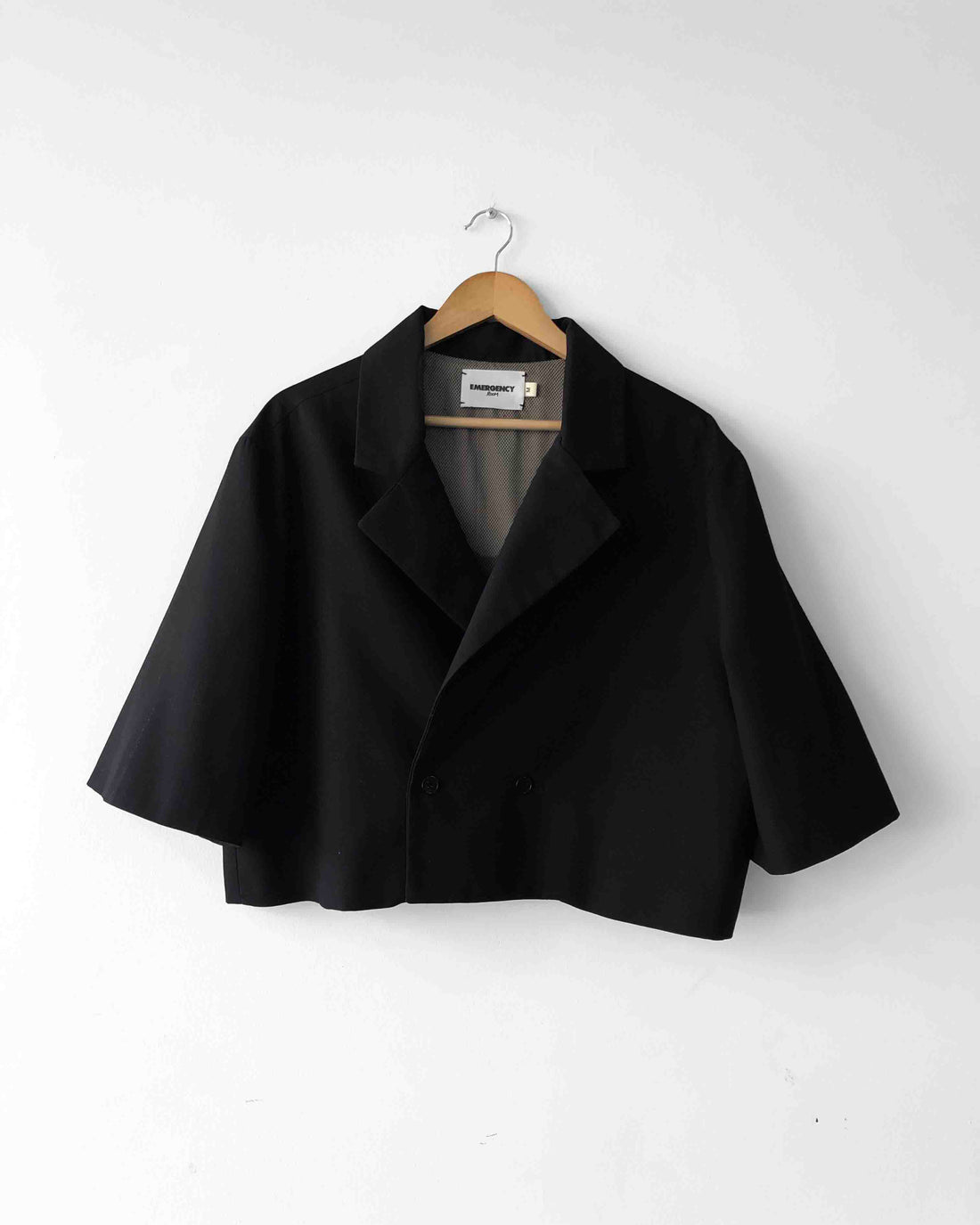 CROPPED TAILORED JACKET BLACK