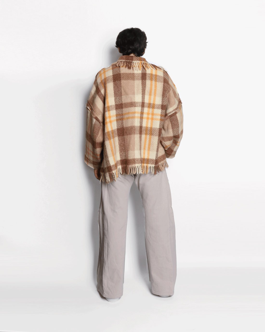 BLANKET JACKET (CHECKERED BEIGE)